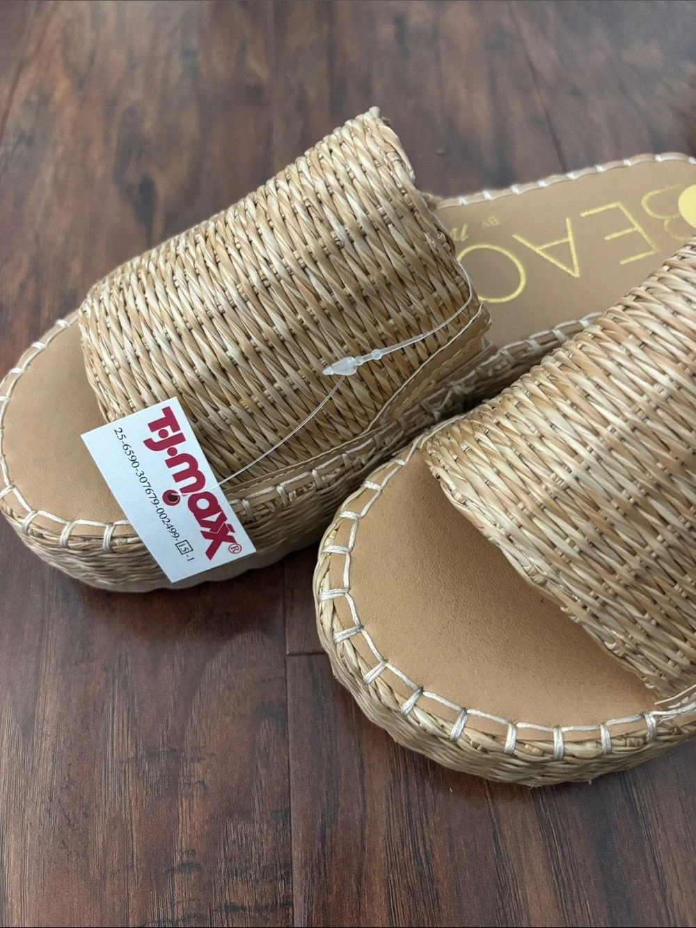BEACH by Matisse Woven Slide Sandals - Natural Straw